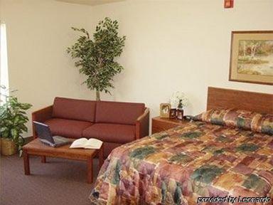 Woodspring Hotel Fort Wayne
